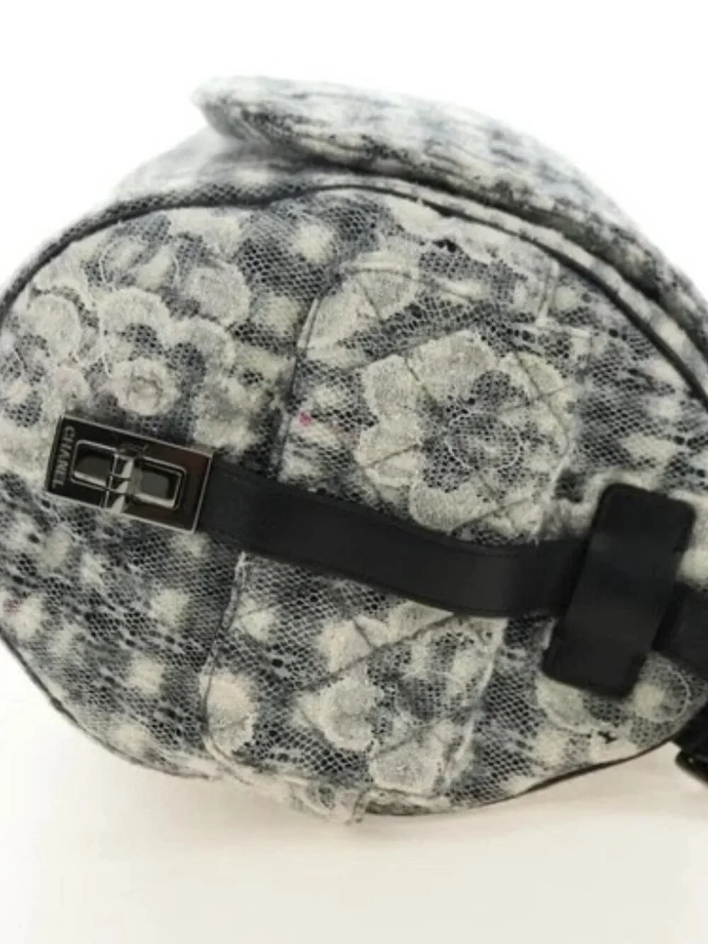 CHANEL brand	chanel color	white